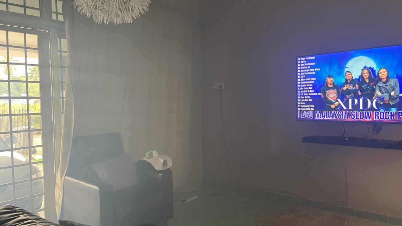 Fateh Homestay Arau Buitenkant foto