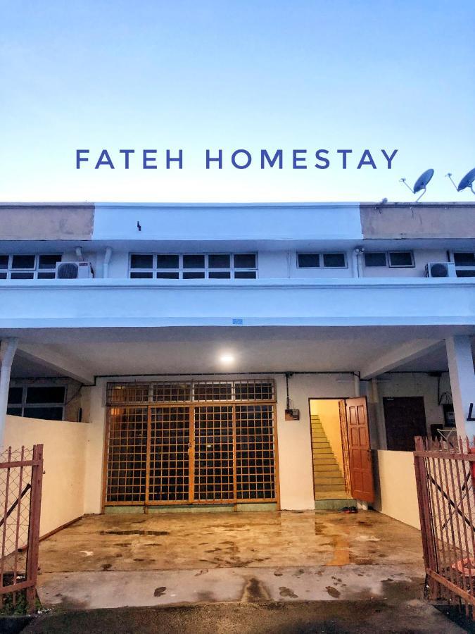 Fateh Homestay Arau Buitenkant foto